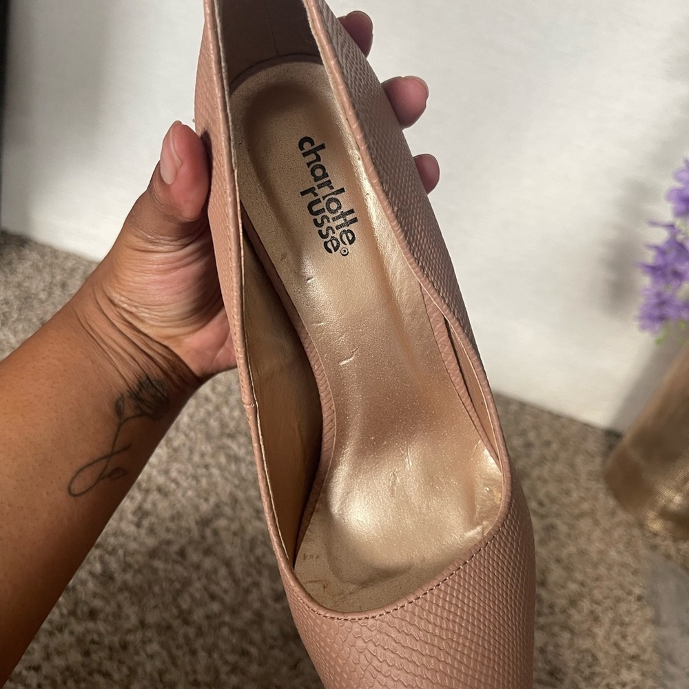 Charlotte Russe Women's Tan Pointed-Toe Snakeskin High Heel Pumps - Picture 11 of 11